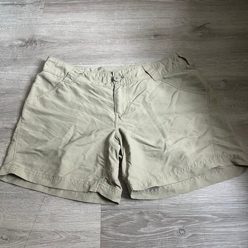 Columbia, PFG shorts, Tan, SZ M